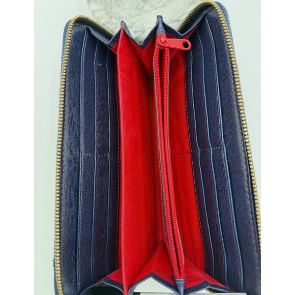 Dooney & Bourke Wristlet Zip Around Wallet Tartan Plaid Classic Preppy Clutch - Picture 5 of 11